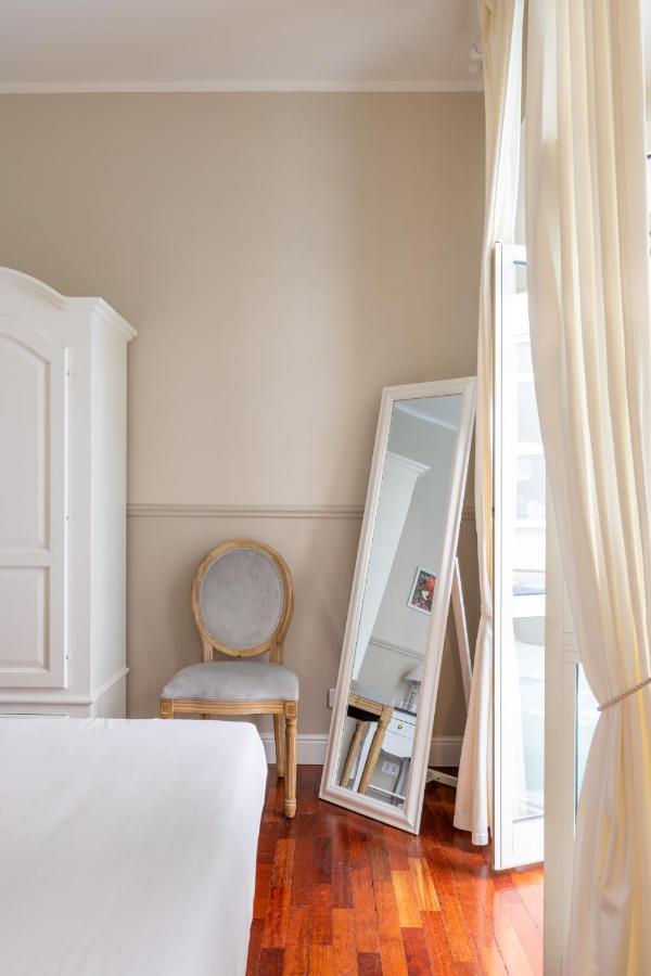 Charming Apartment With Patio A Few Steps From Colosseum Exterior foto